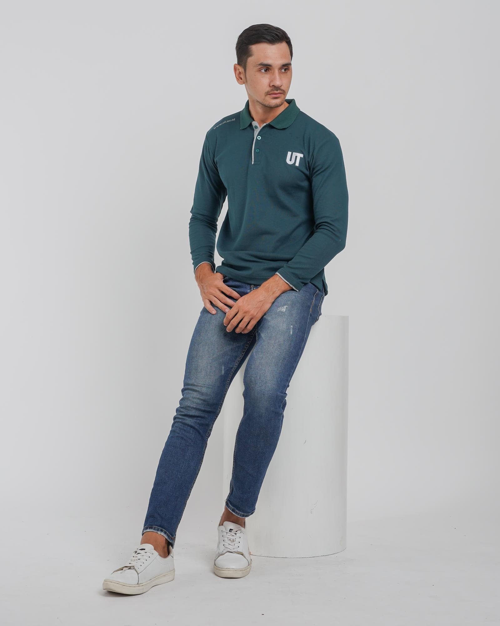Kaos Polo Lengan Panjang Hijau Botol Universitas Terbuka Pria/Wanita